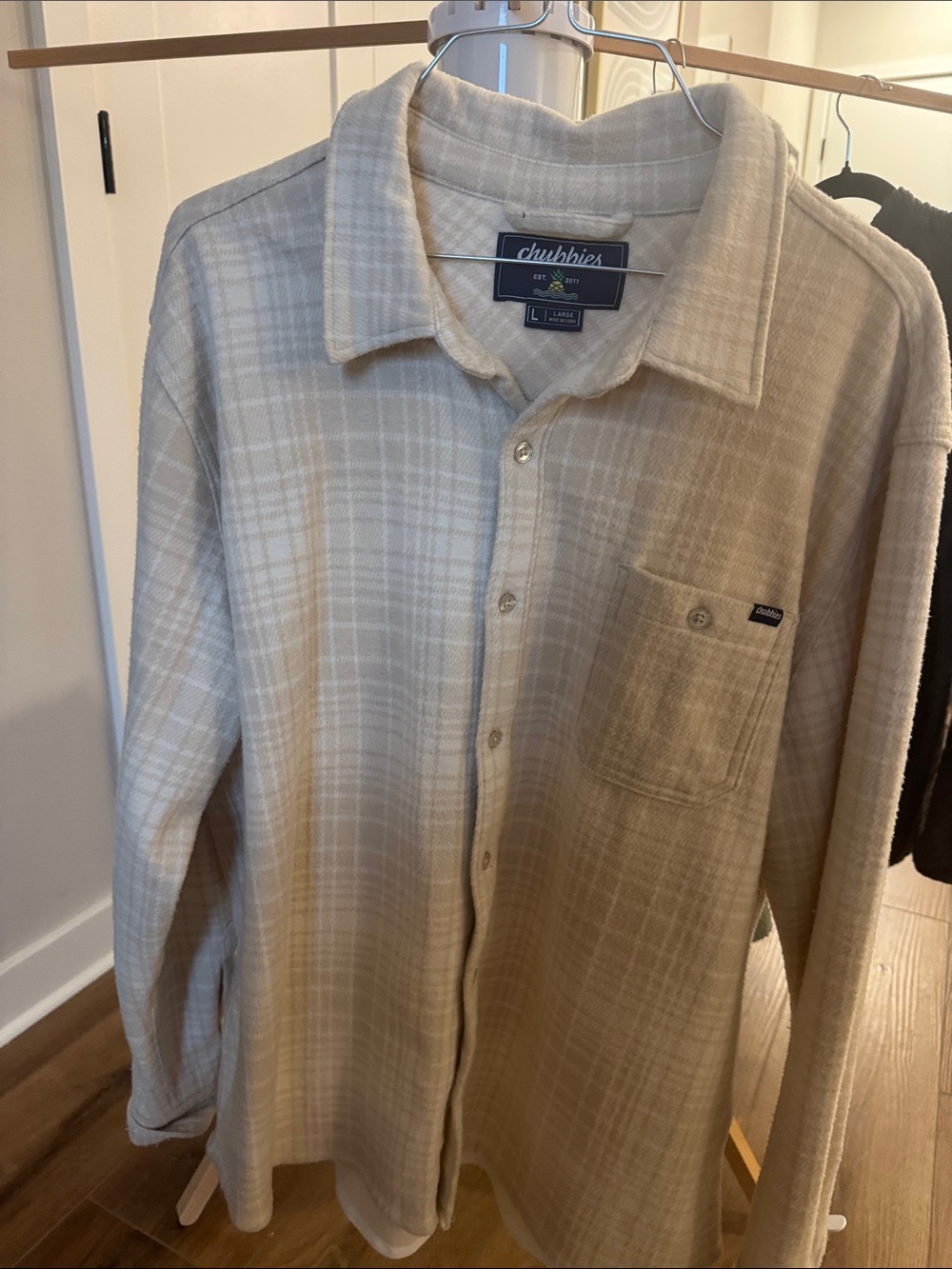 Chubbies Beige Plaid Long-Sleeve Sweater Button-Down Shirt